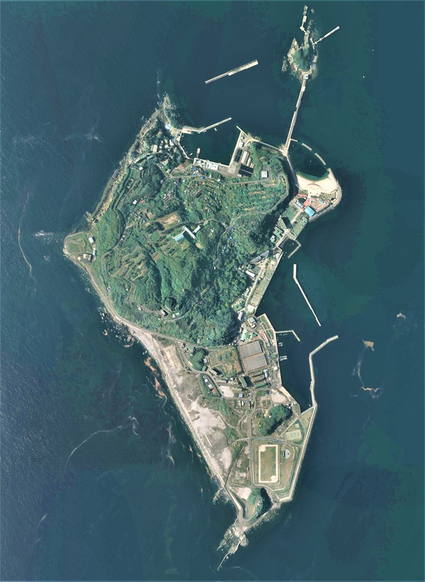 Takashima_Island_Nagasaki,_Nagasaki_Aerial_photograph.2010