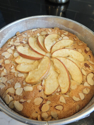 2024-10-24-almondcake10