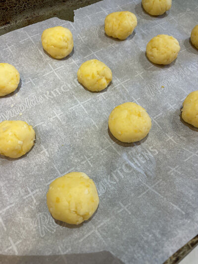 2022-03-09-cheeseball4
