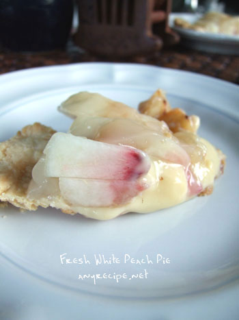 2013-08-27-freshpeachpie3