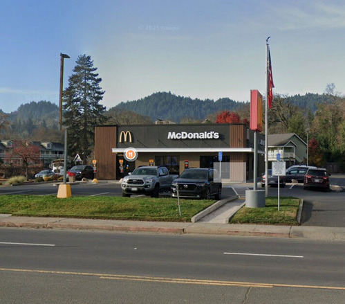 2025-09-01-restaurant (3)