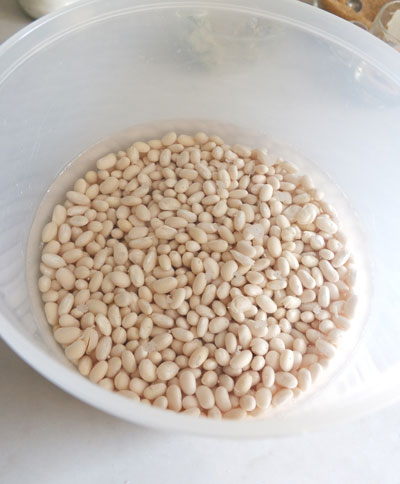 2018-10-22-whitebeansoup10