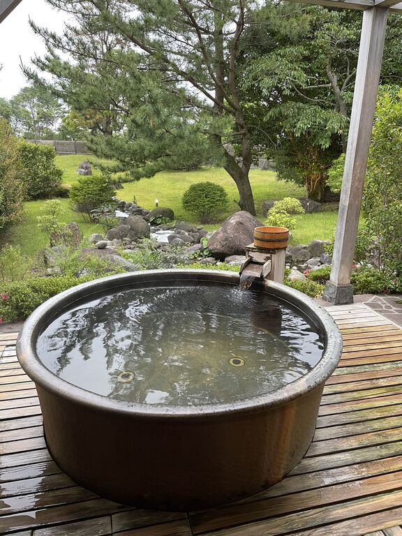 E7B11F67-30C2-4410-956E-D87A928D394B