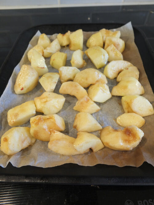 2025-09-21-applespringroll12