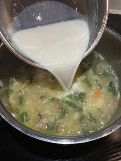 2023-11-27-turkeysoup1
