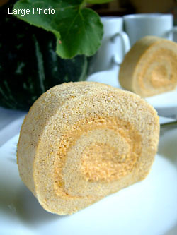 pumpkin roll cake
