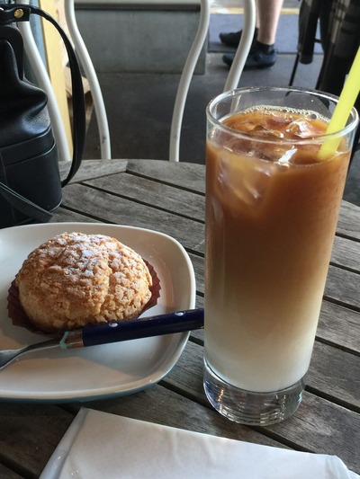 AFB9233F-6B2F-4DCD-A402-25D561E57890