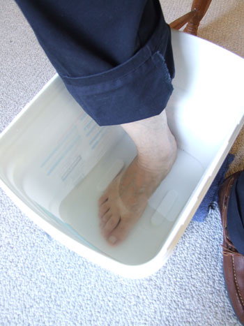 2012_08_03-footbath