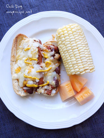 2019-09-03-chilidog2