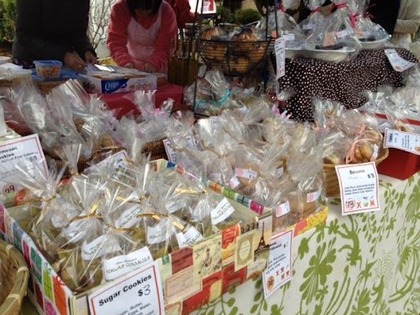 2012-03-17_Food_Sale_Pic2