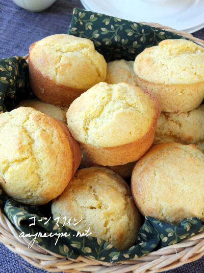2024-10-11-cornmuffins5