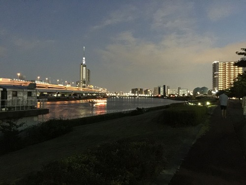 3D6F5F56-9505-473F-AAEE-B44159CFA9A2