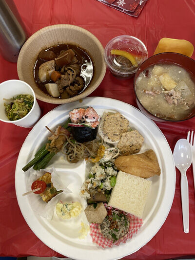 2022-12-09-potluck2
