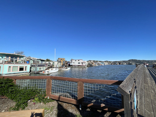 2023-01-24-houseboat4