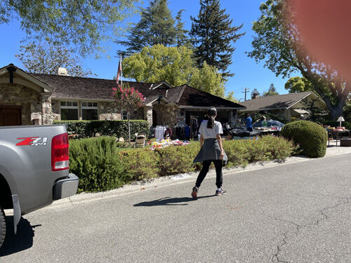 2022-08-14-garagesale1