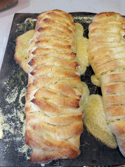 2018-12-28-almondbraid4