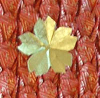 金色の花