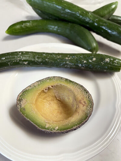 2023-08-23-avocado1