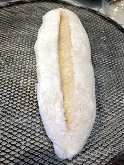 2024-12-23-xmasbread13