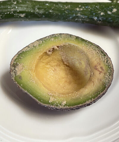 2023-08-23-avocado4