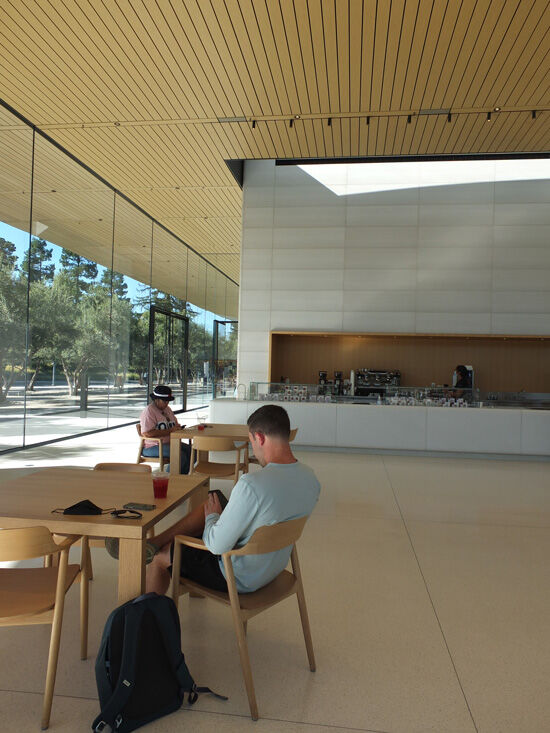 2021-09-30-apple2