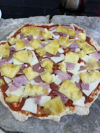 2023-03-21-pineapplepizza3