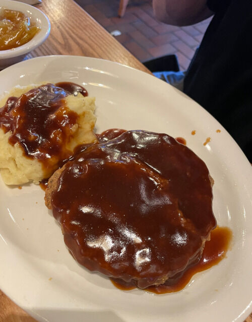 2025-12-10-restuarant8