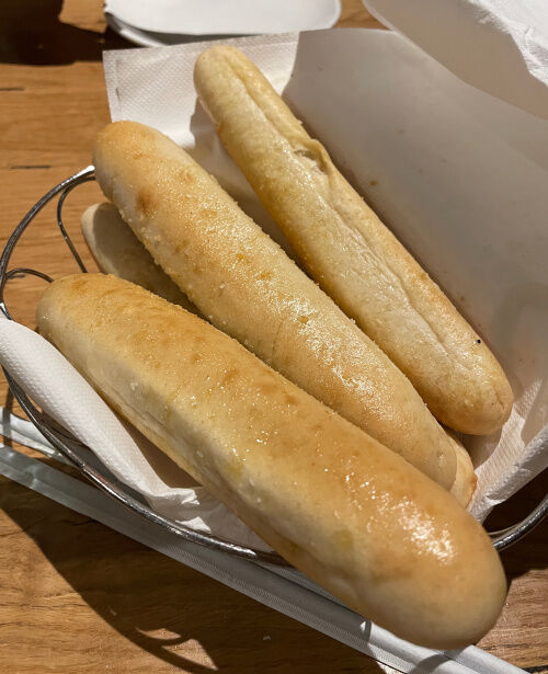 2025-12-10-restuarant4