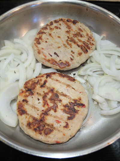 2024-06-21-chickenburger2