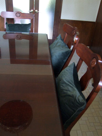 2014-02-25-diningchairs1