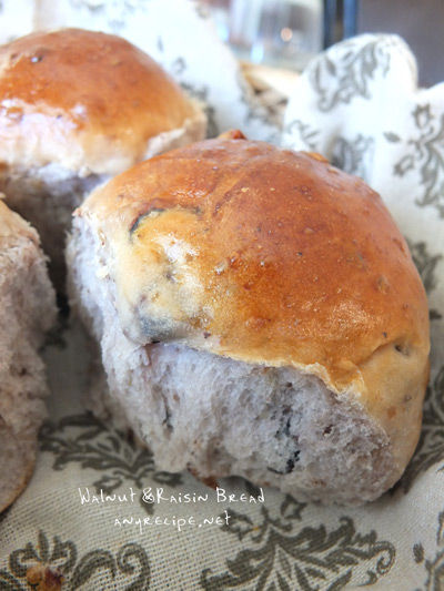 2019-03-13-walnutbread5