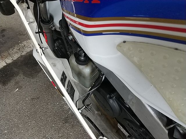 Nsr50 Smgレーシングカウルステー取付 チャンバー取外し 父しぼり Nsr50 Smgレーシングカウルステー取付 チャンバー取外し 父しぼり
