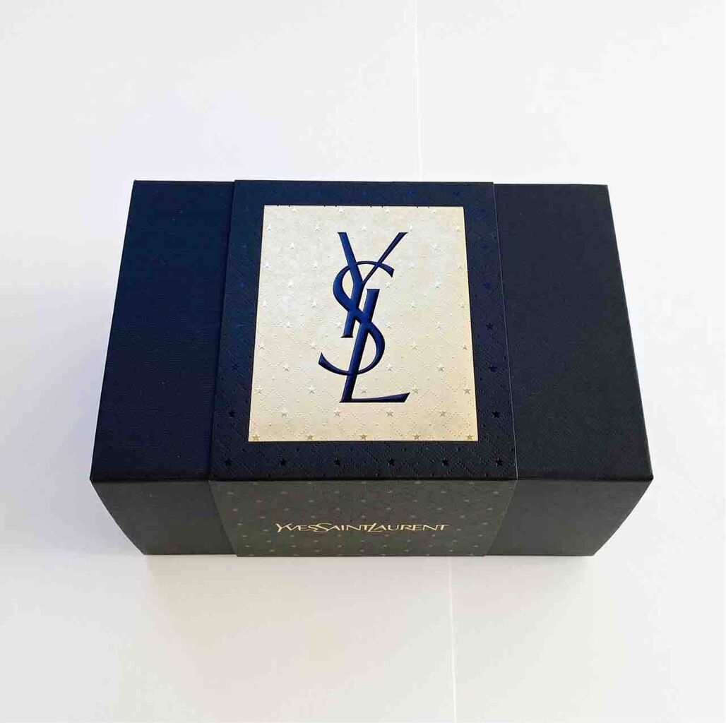 YSLコスメセット有料ラッピング箱付き