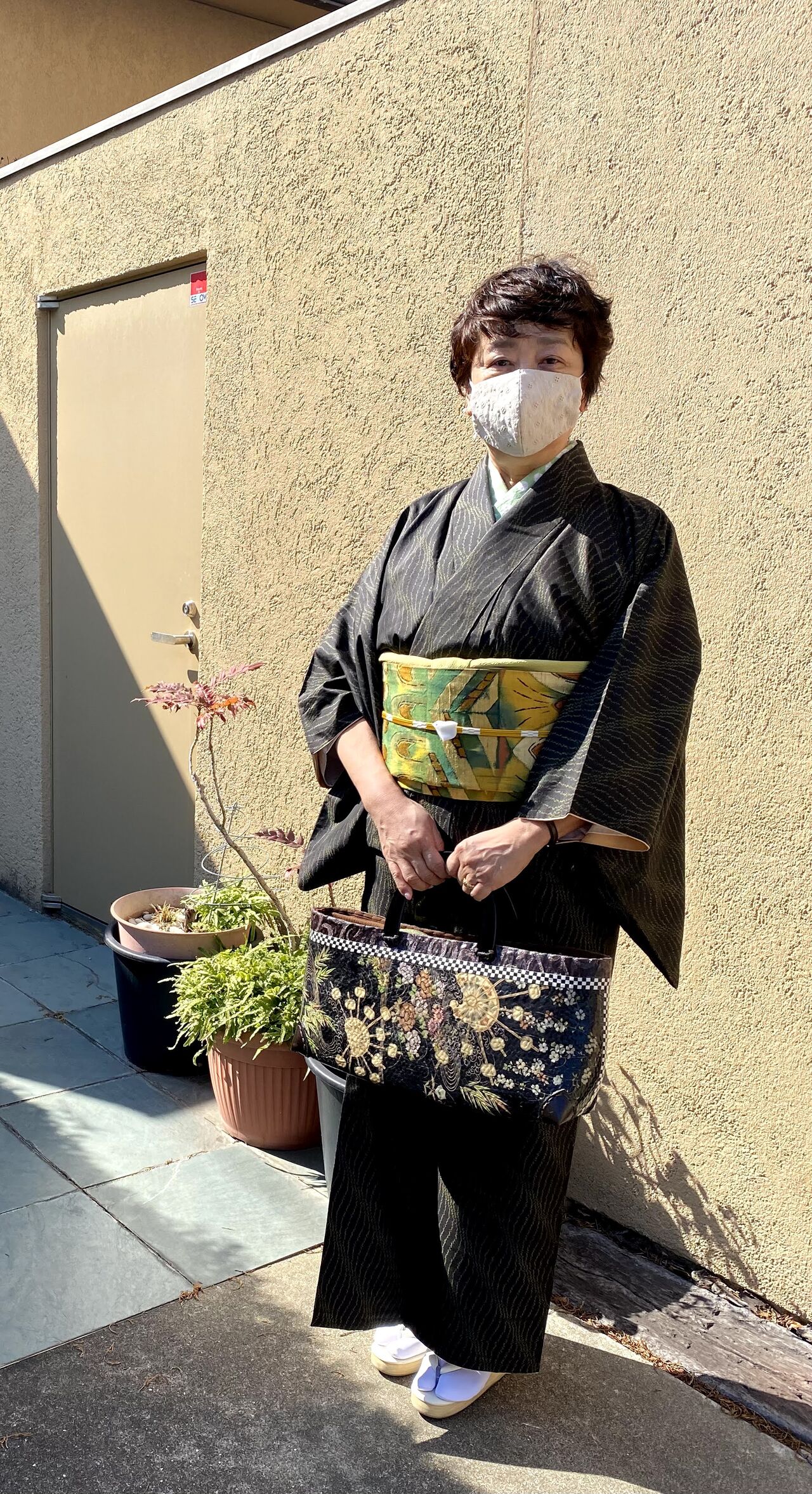 舞囃子や仕舞を浴びるように観る 千鳥と暮らす日々