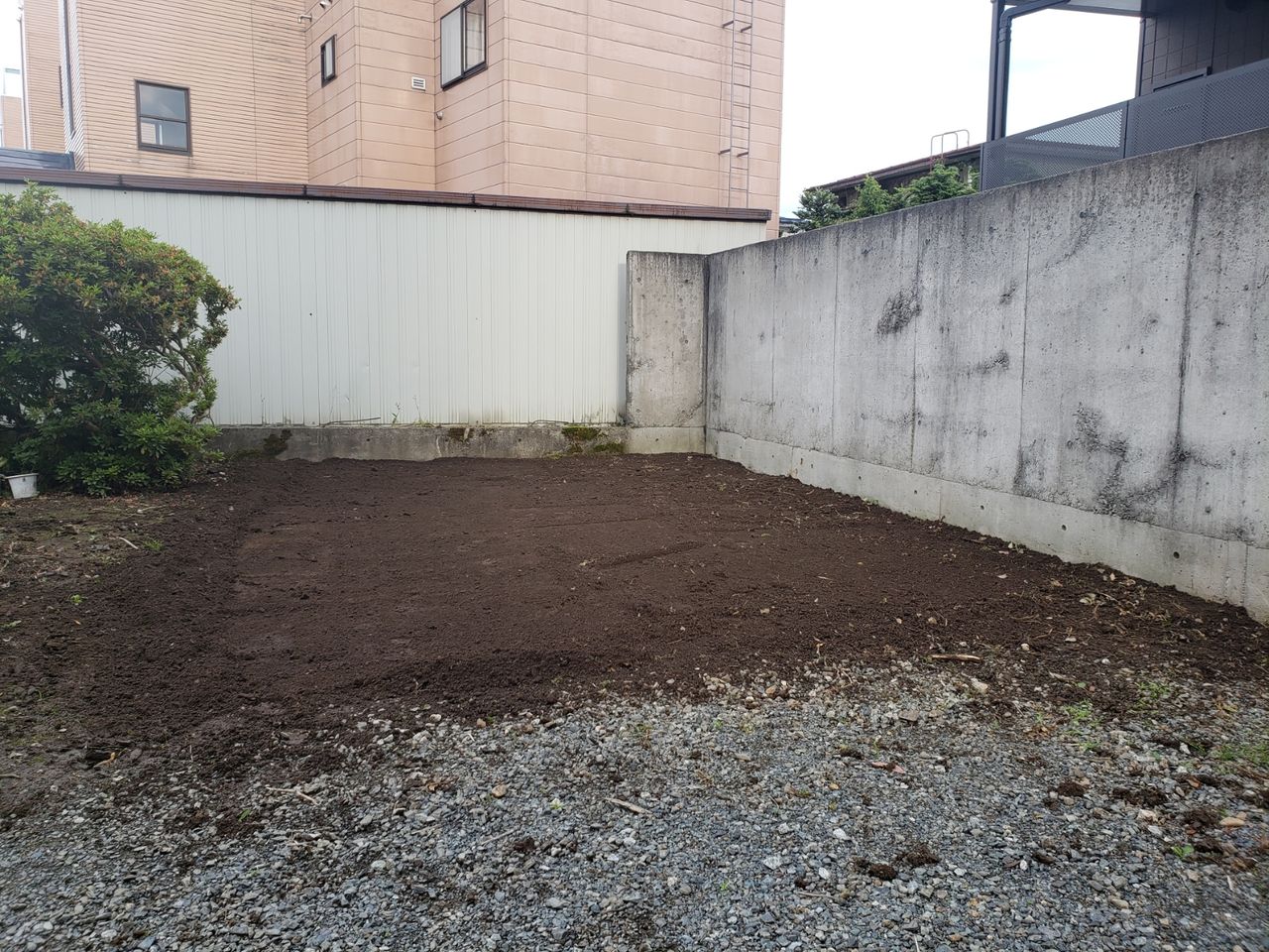 Diy 荒れ果てた庭にサッカー場を よっさんずblog Diy 荒れ果てた庭にサッカー場を よっさんずblog
