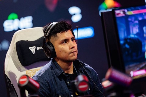 【スト6】DualKevin選手がCrazy Raccoon「STREET FIGHTER部門」に加入