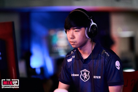 アメリカのNephew選手とTeam Liquidの契約が終了