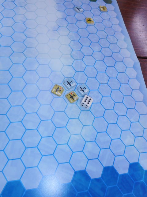 T2 01号機が敵機3号機を撃墜!