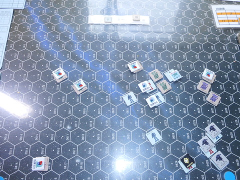 T1連邦軍　一か八かの突進