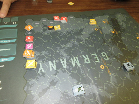 T1 いきなり、反応弾が炸裂