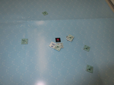 T6　一発が命中、01に損害！