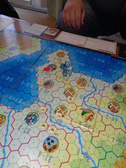 上陸した途端、ウルトラマン登場！