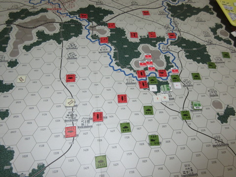 T5S 猛烈な航空カバーで包囲攻撃が失敗