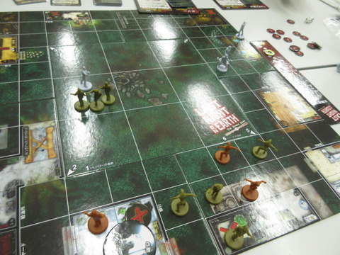 主力は退却、一部で神父強襲も