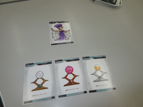 一人で守り抜く闇の女王