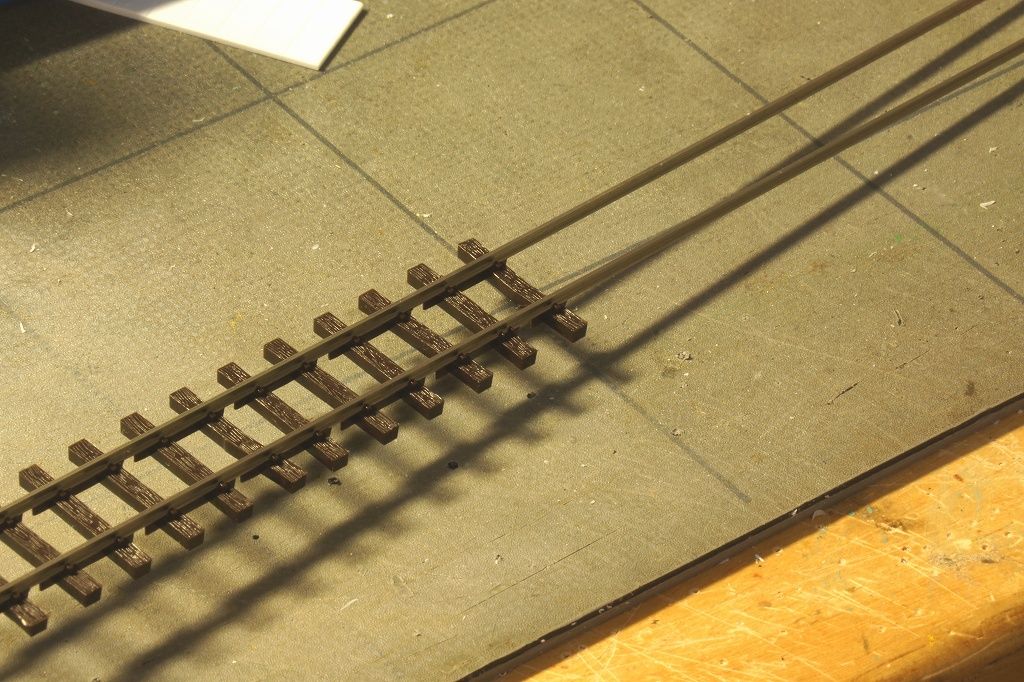 公休 剛体架線設置完了 : Chihiroのブログ 模型鉄道の世界