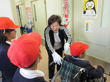 八木北 車いす体験5