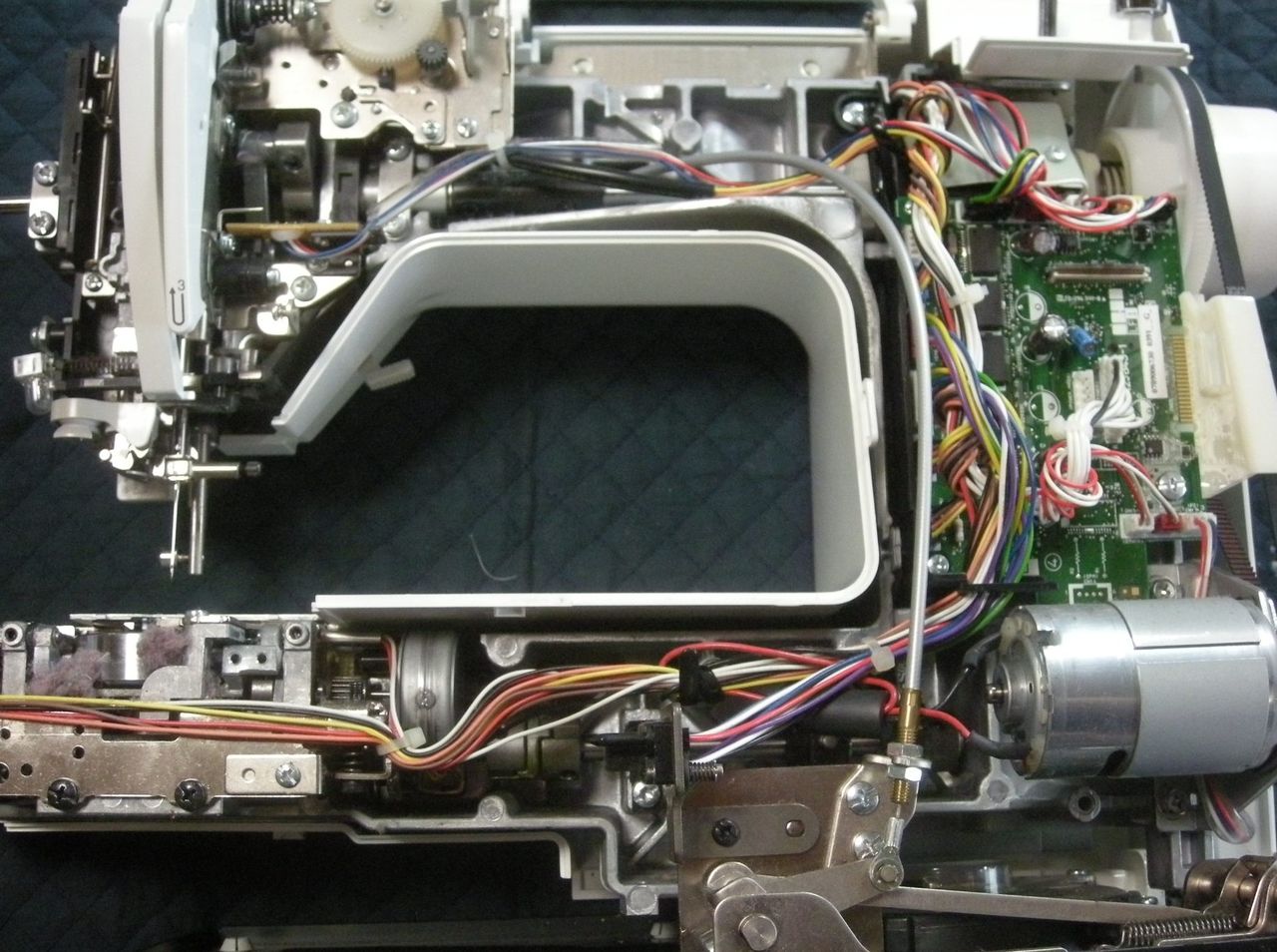ブラザーミシン修理｜イノヴィスN150（EMU15）｜下糸をすくわない 