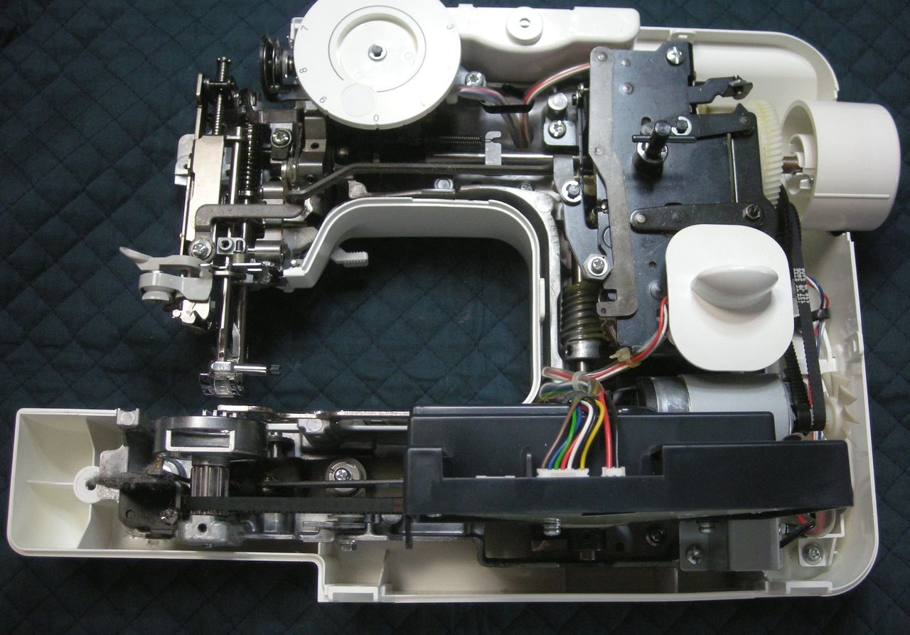ブラザーミシン修理｜A35-LG｜ELU5201｜針が左右に揺れる : ミシン修理 