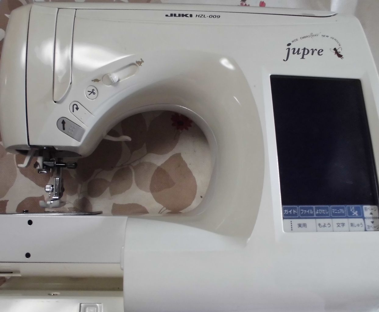 JUKIミシン修理｜ジュプレ（HZL-009）｜上糸がすぐに切れる : ミシン 